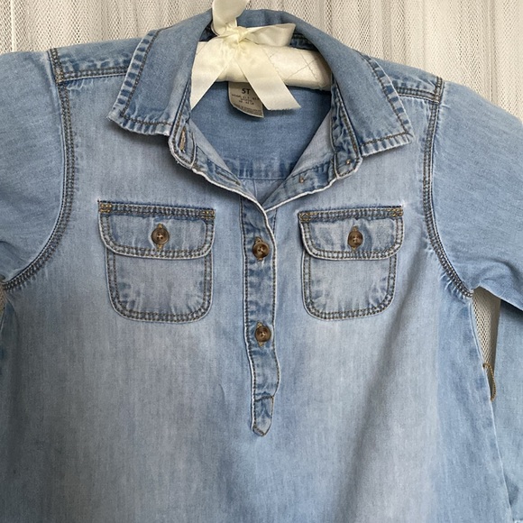 Kids OshKosh B’gosh chambray/denim long sleeves button down 1/4 A line, Size 5T - Picture 3 of 13